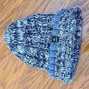 Chacos  kids beanie
